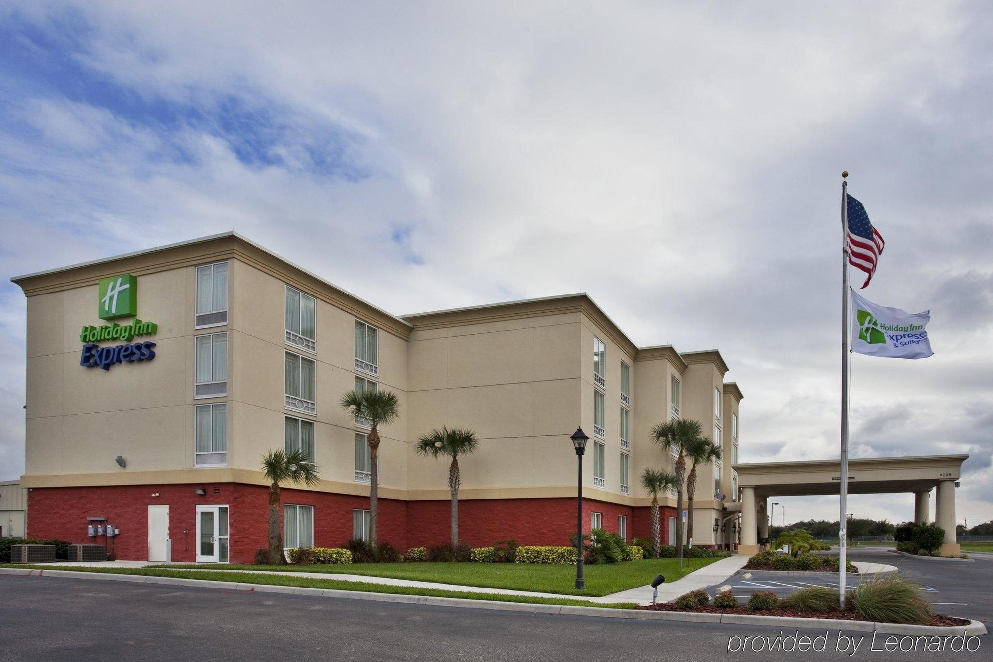 Holiday Inn Express Hotel & Suites Arcadia Exterior foto